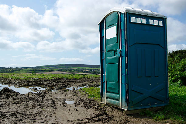 Best Restroom Trailer for Weddings  in Plainedge, NY